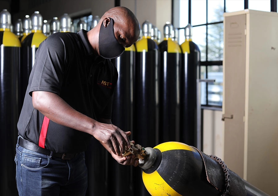 Pyroshield cylinder hydrostatic testing and refilling